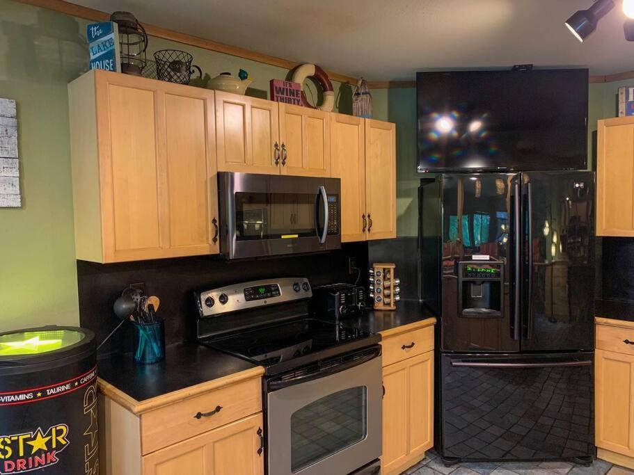 סגווין The River Haven - Sleeps 32 - On Guadalupe River מראה חיצוני תמונה