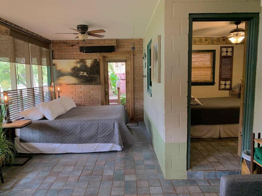סגווין The River Haven - Sleeps 32 - On Guadalupe River מראה חיצוני תמונה