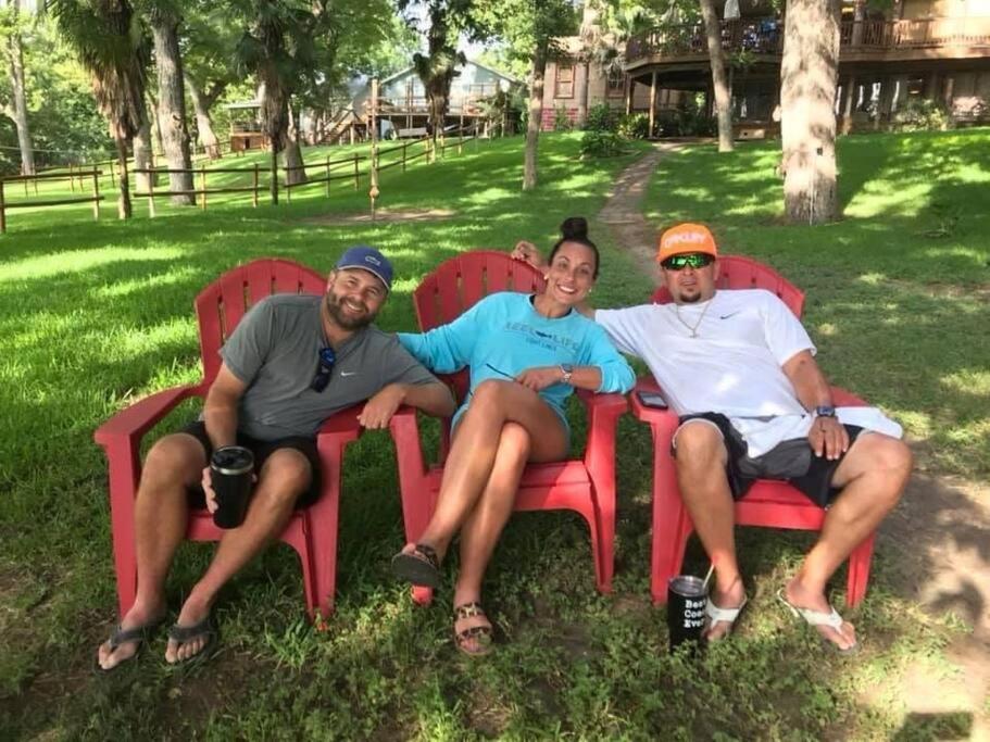 סגווין The River Haven - Sleeps 32 - On Guadalupe River מראה חיצוני תמונה