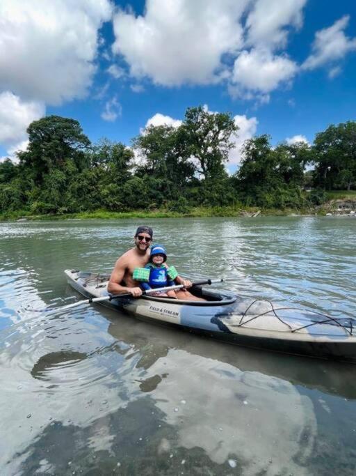 סגווין The River Haven - Sleeps 32 - On Guadalupe River מראה חיצוני תמונה